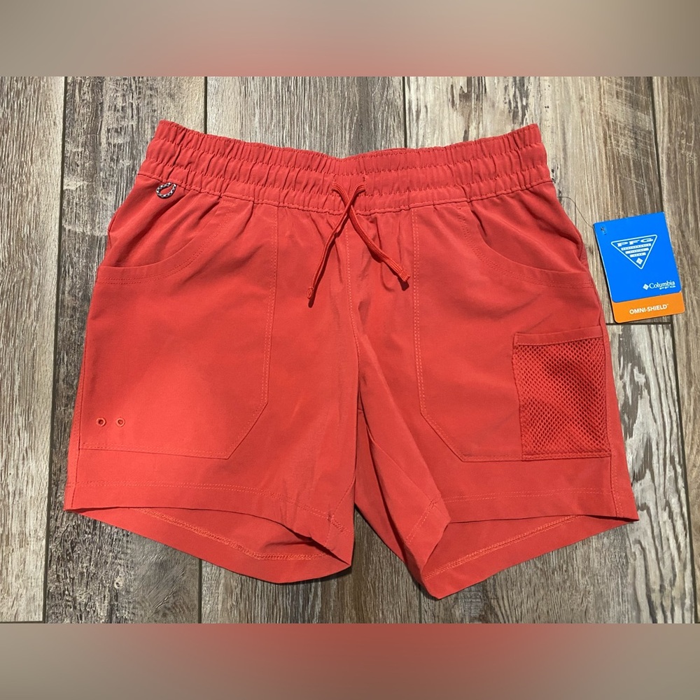Columbia PFG shorts